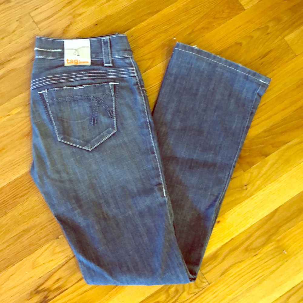 Tag Jeans